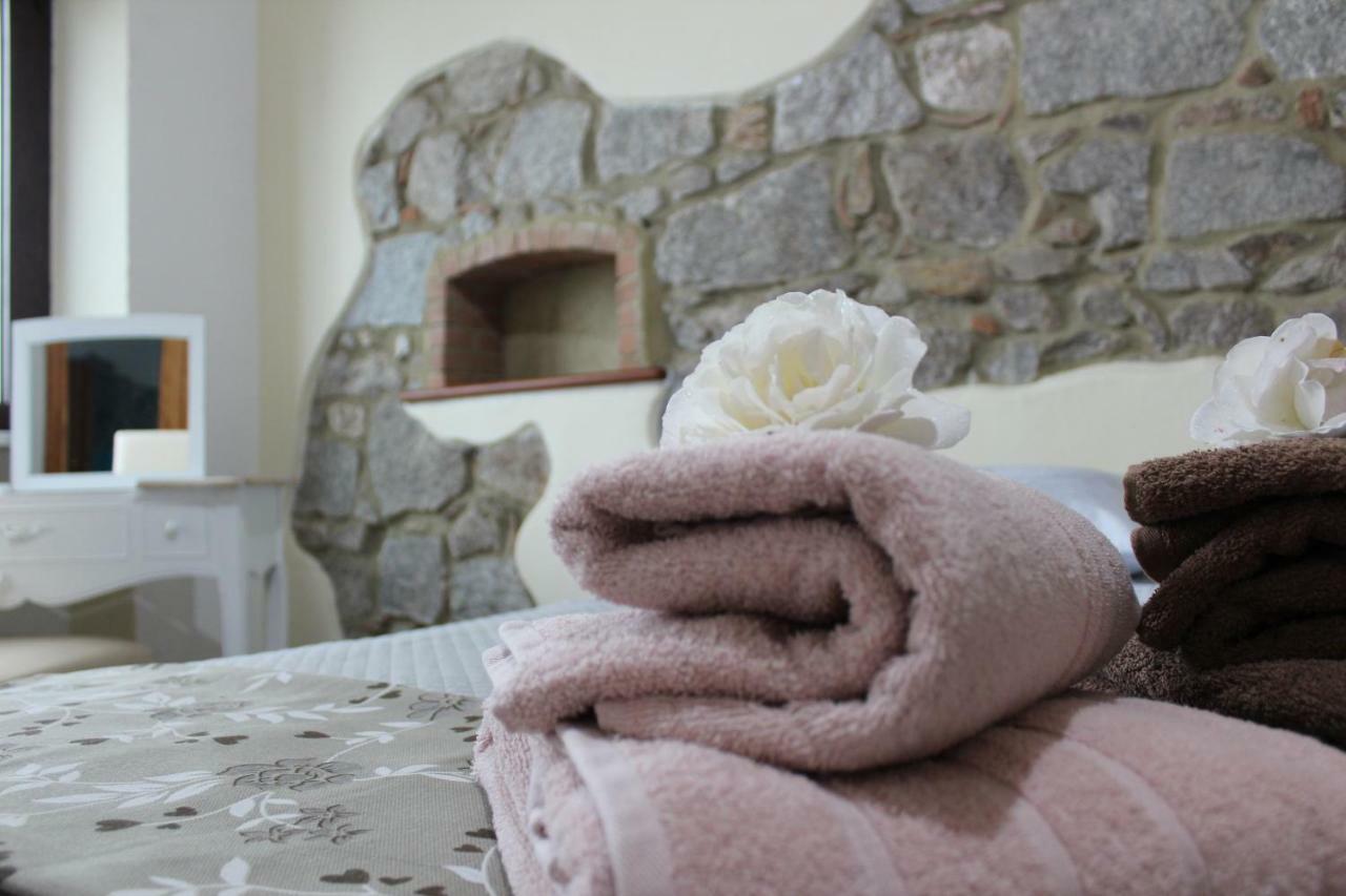 B&B Il Portico Orgosolo Buitenkant foto
